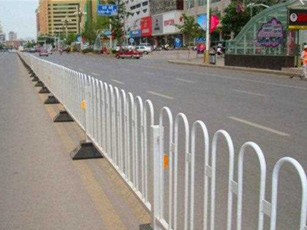 隔離帶護欄網圖片4