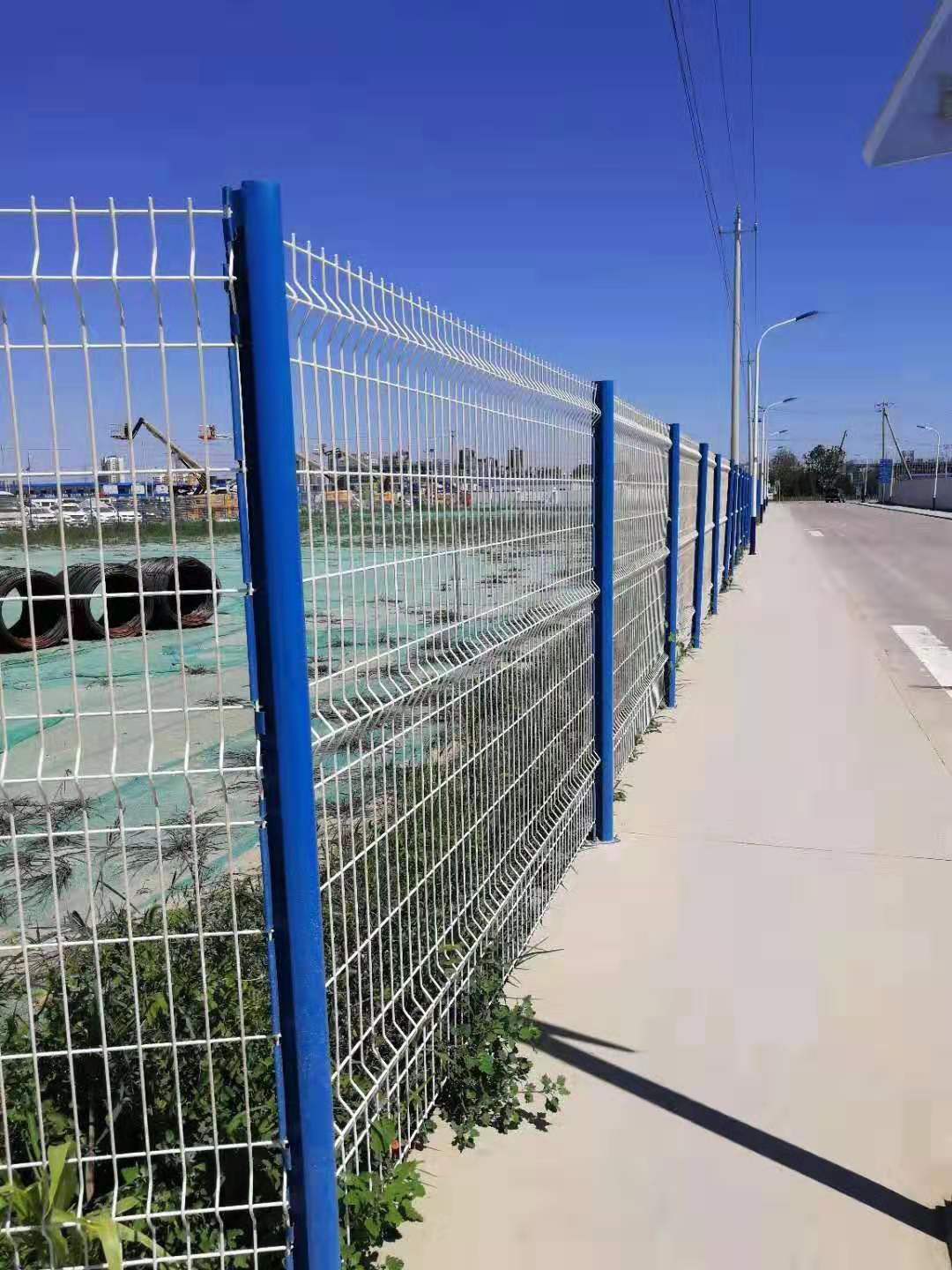 桃型柱護(hù)欄網(wǎng)圖片6