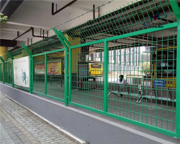 圍墻護欄網(wǎng)圖片2